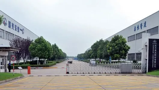 Подписване на договор за система за изпитване на налягането на водата в бутил...